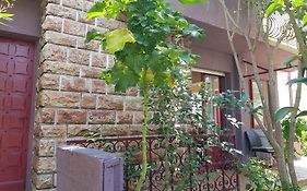 Chambres Privees Maison Jardin Toutes Commodites Partagees